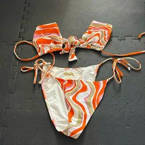 MUMU set! Can style top multiple ways! NWOT!